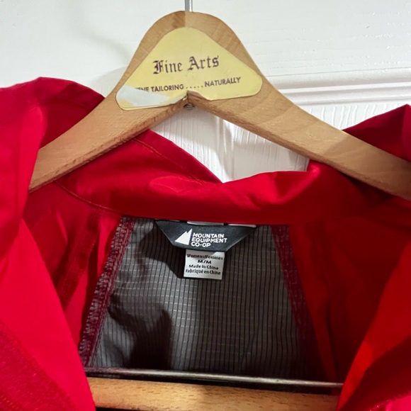 MEC Running Jacket - Picture 3 of 3